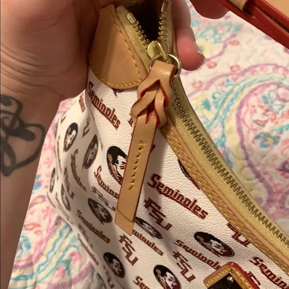❤💛 Authentic FSU Seminoles Dooney & Bourke - Picture 8 of 9